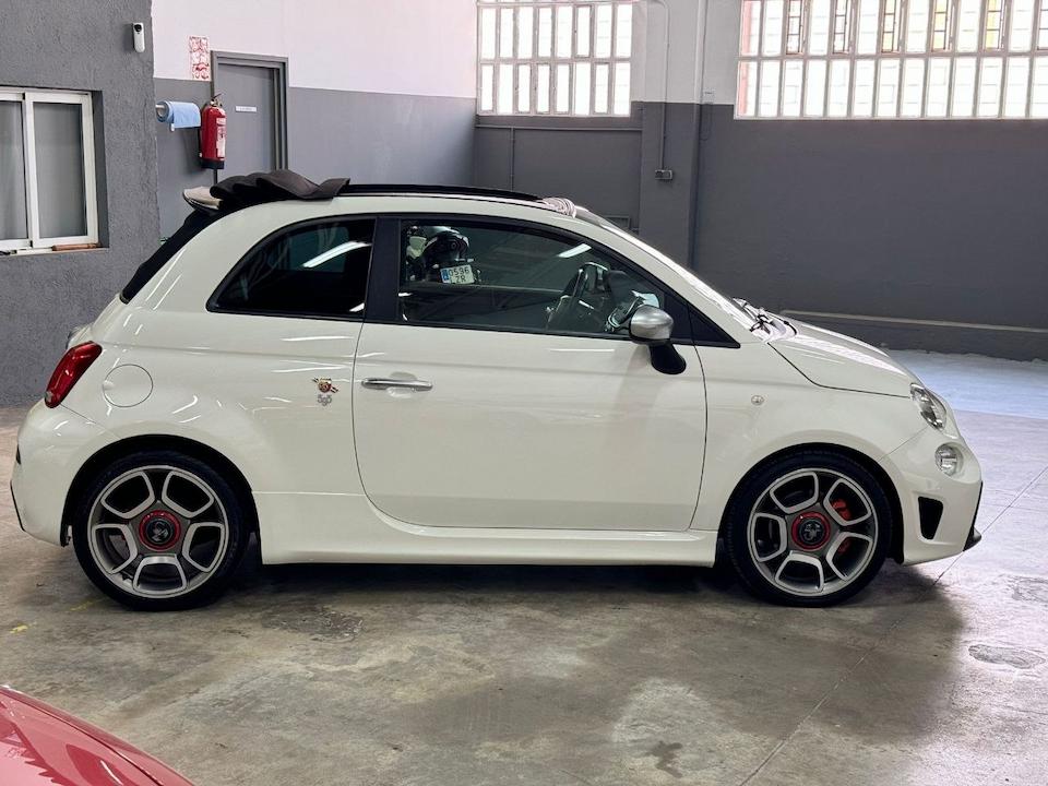 
								Abarth 595 Cabrio full									