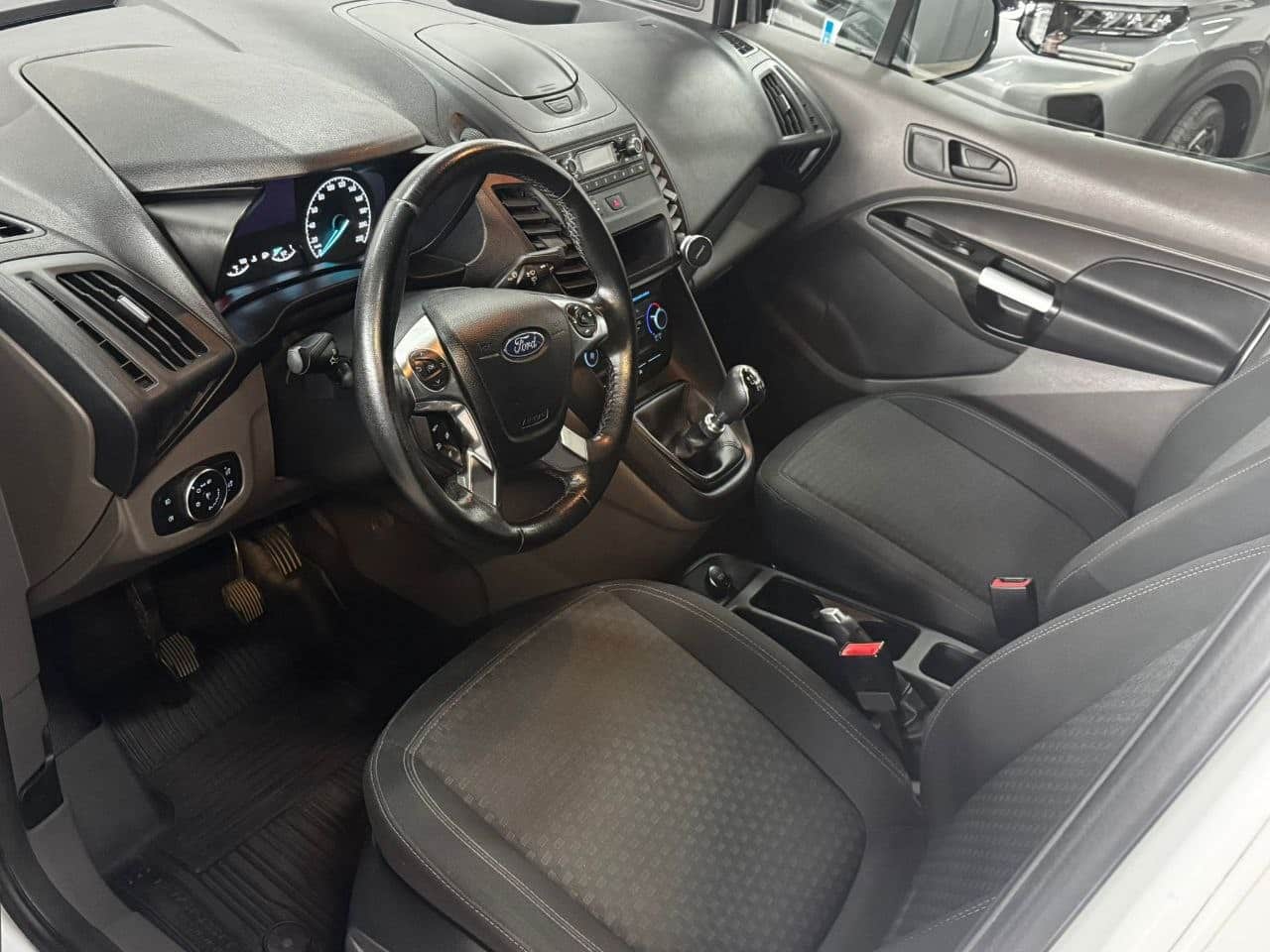 
Ford Transit Connect 2020 de segunda mano en Sabadell full									