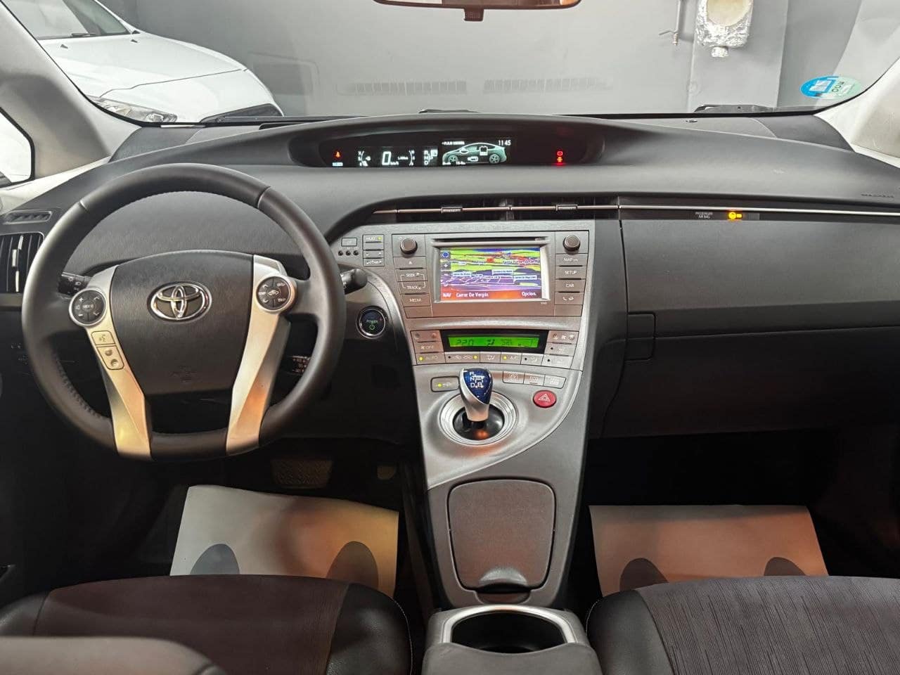 
Toyota Prius 2014 de segunda mano en Sabadell full									